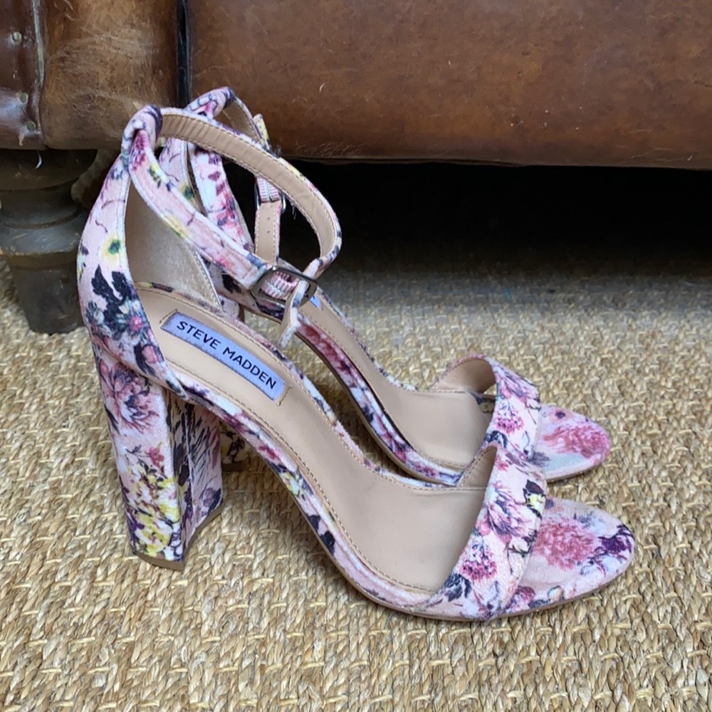 Steve Madden floral block sandal heels